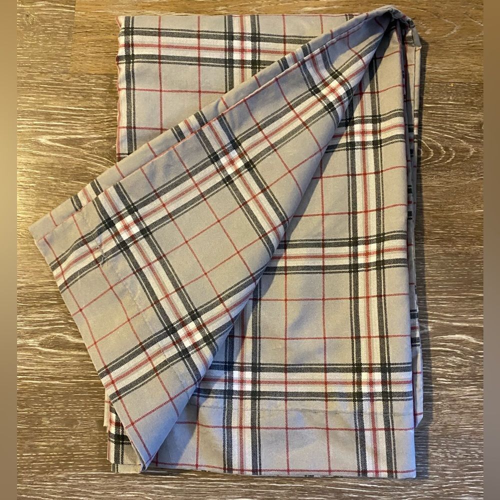 Simple Plaid Pillow Case Set - Picture 5 of 5